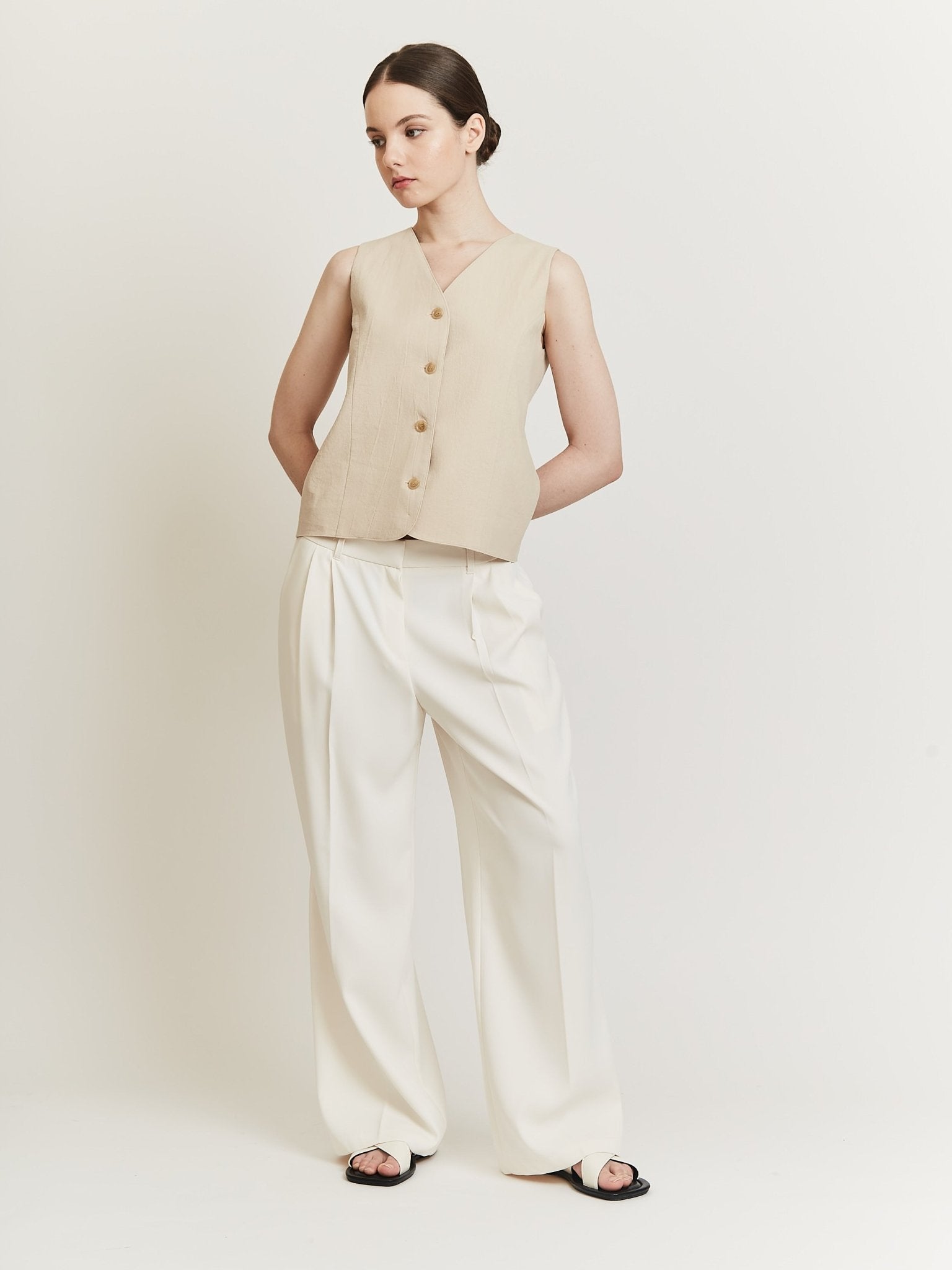 DEMI VEST vests OEA ARCHIVE