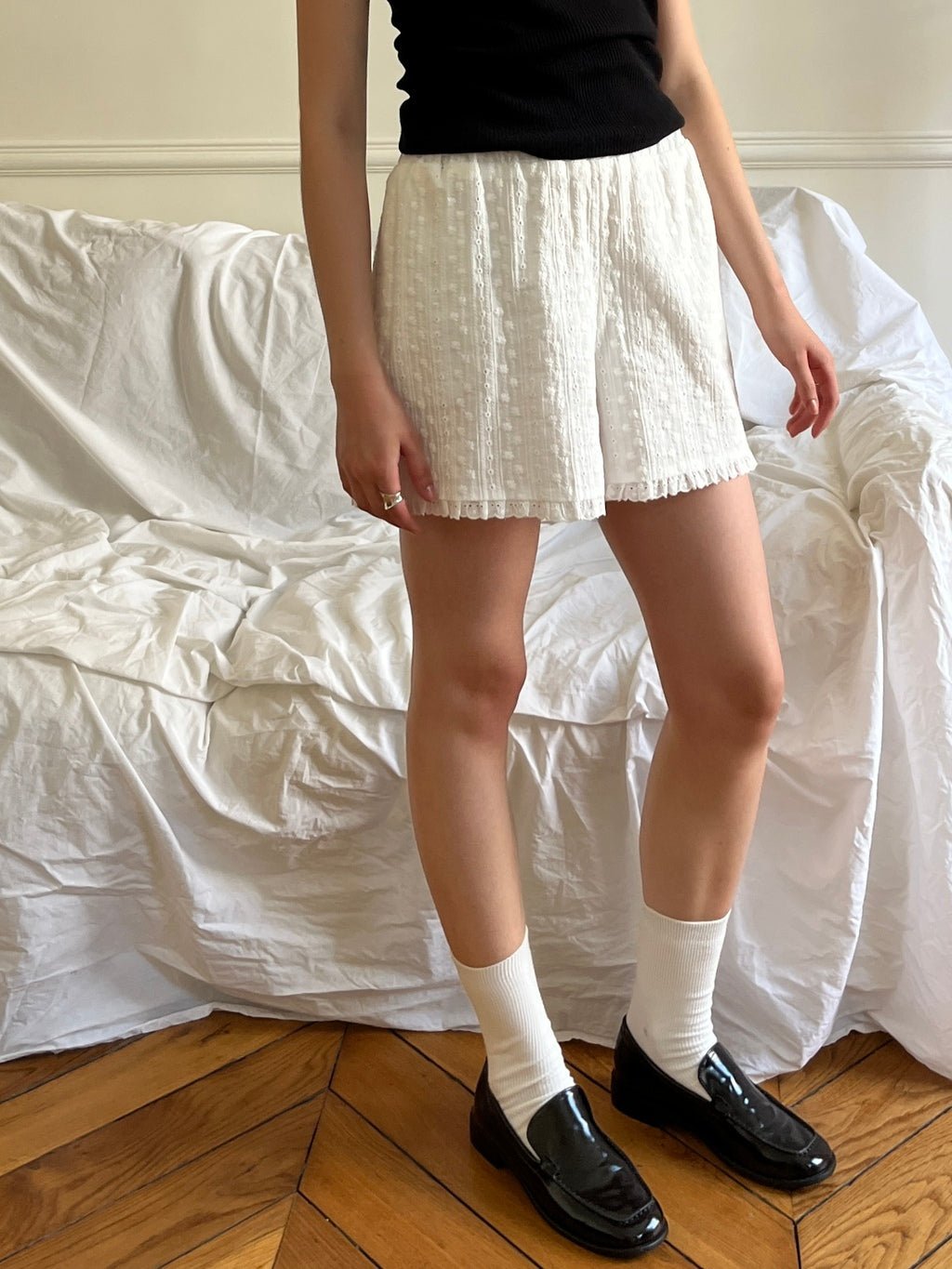 OLIVIA SHORTS Shorts OEA ARCHIVE