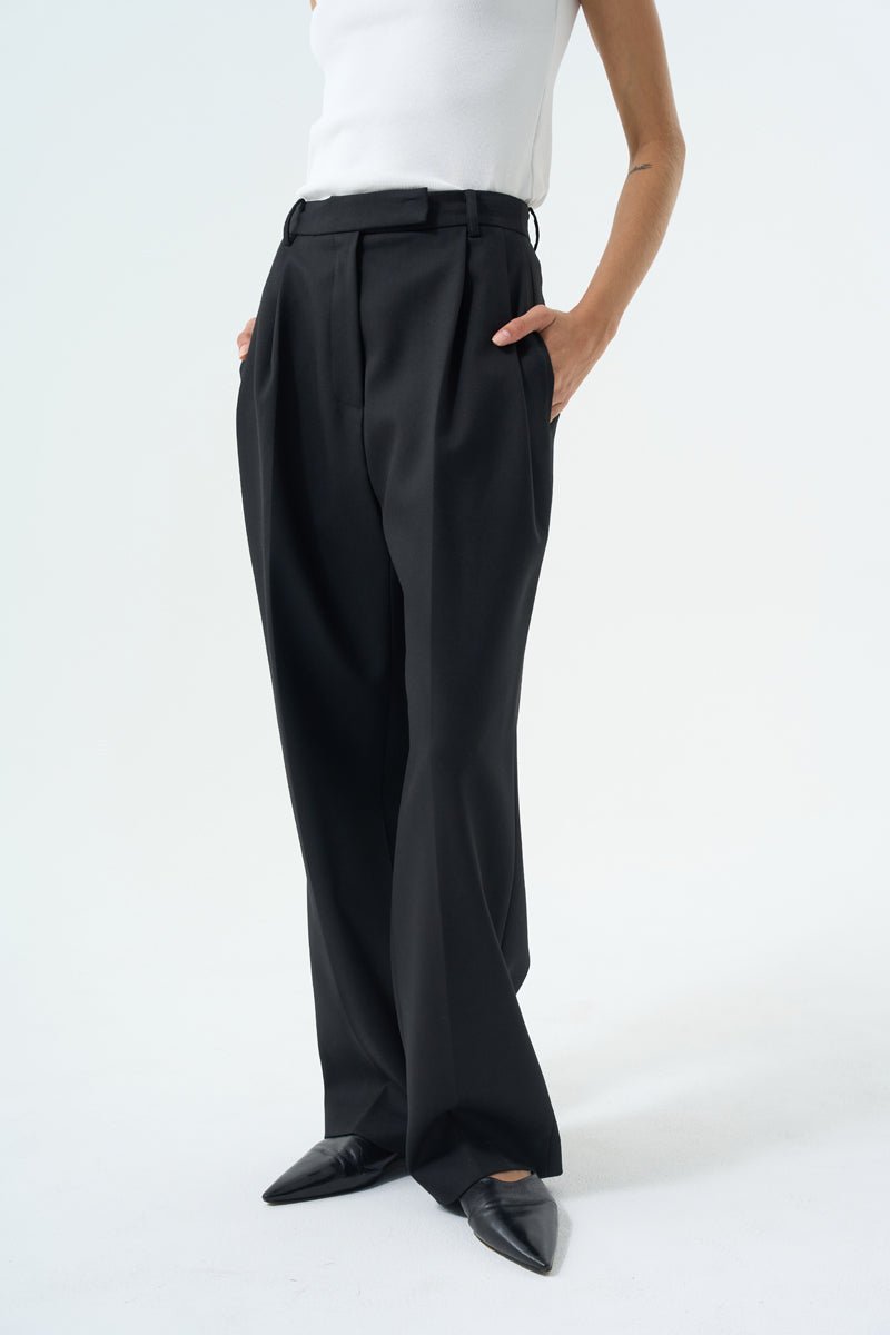 TOMMY TWO TUCK PANTS Pants OEA ARCHIVE